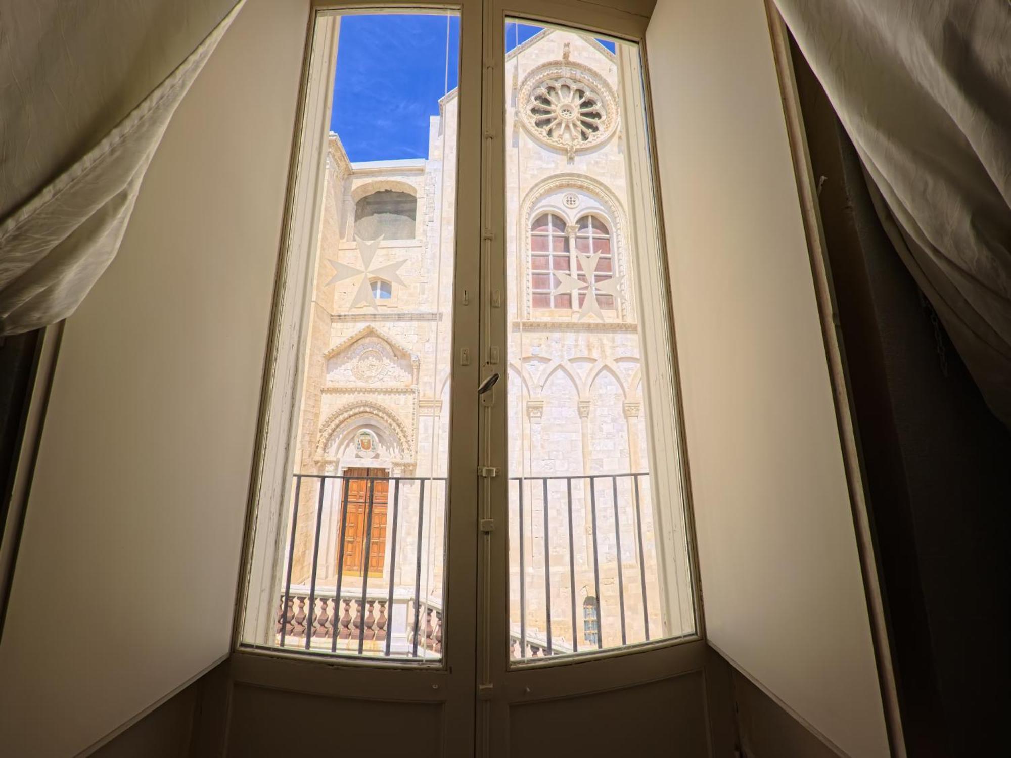 Palazzo Framarino Dei Malatesta - Noble Floor - XIV Century โจวีนัซโซ ภายนอก รูปภาพ