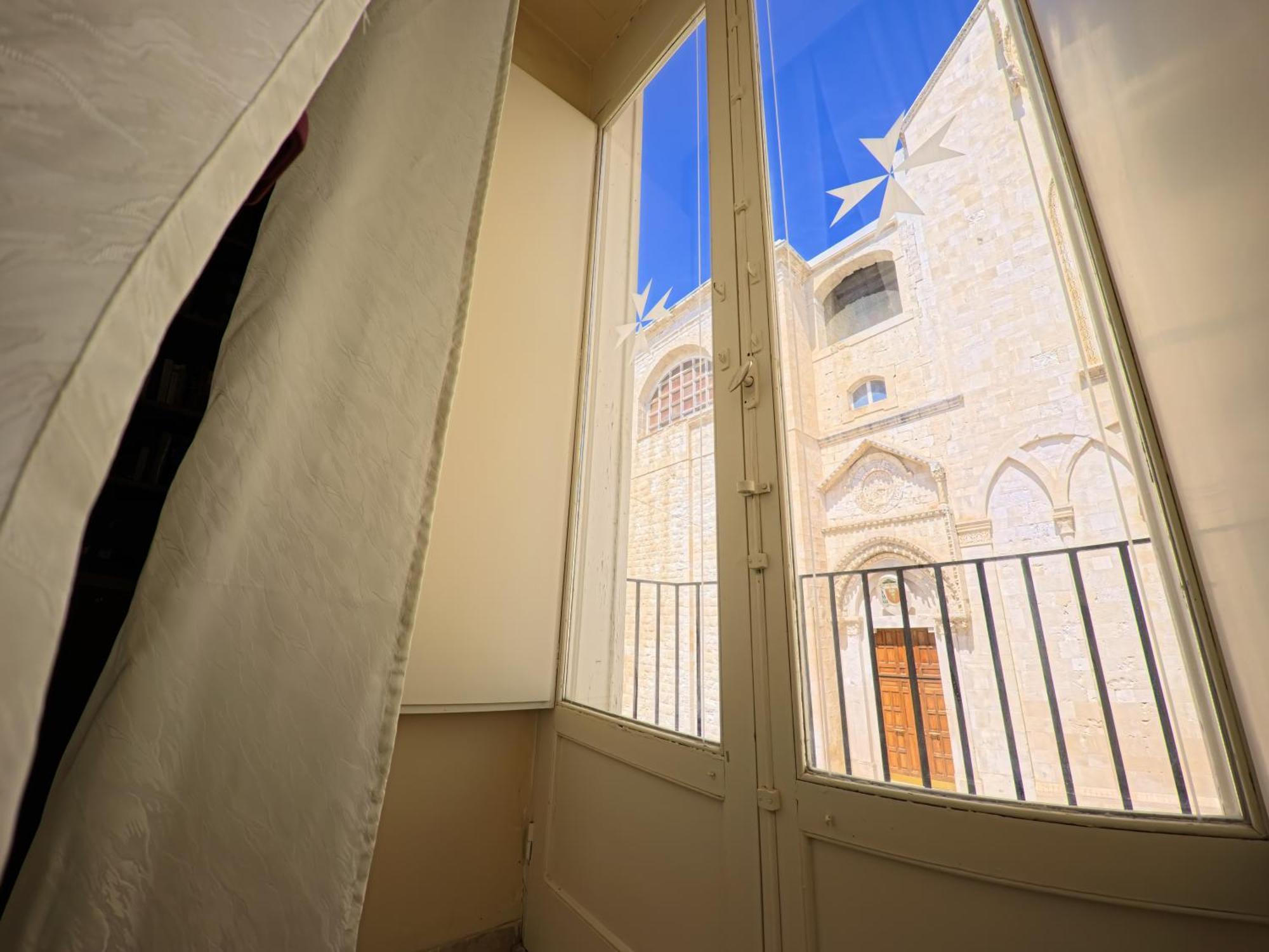 Palazzo Framarino Dei Malatesta - Noble Floor - XIV Century โจวีนัซโซ ภายนอก รูปภาพ