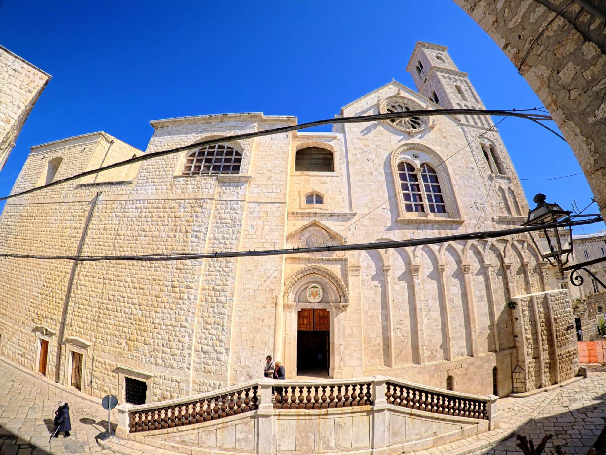 Palazzo Framarino Dei Malatesta - Noble Floor - XIV Century โจวีนัซโซ ภายนอก รูปภาพ